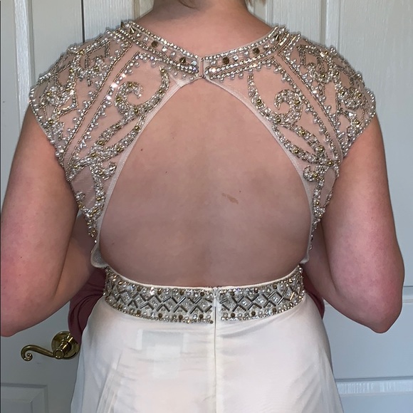 Envious Couture Prom by Karishma Creations Dress - Picture 5 of 7